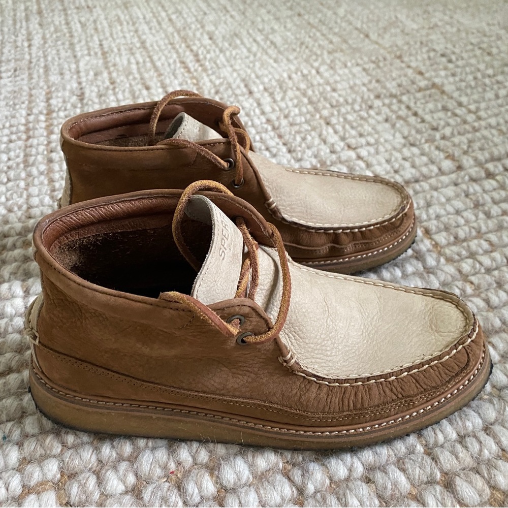 Sperry Leather Chukka Boots w Crepe Sole